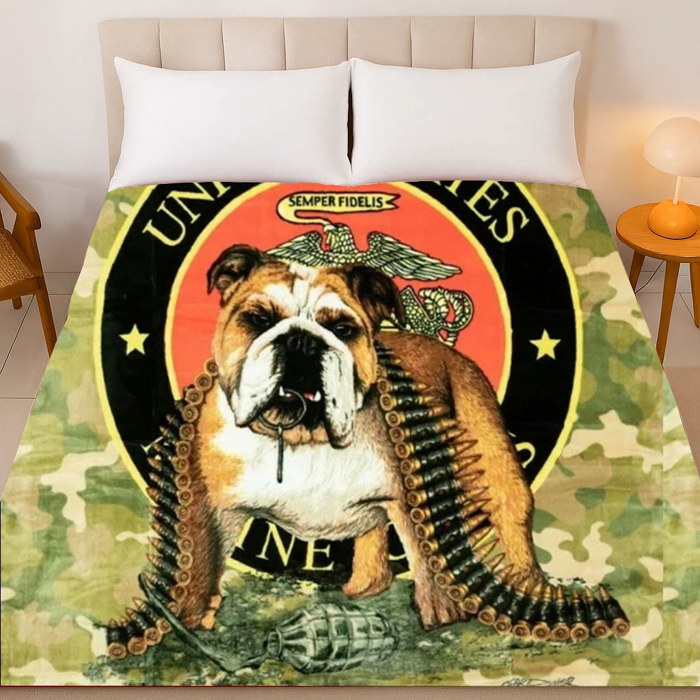 Bulldog Camo Blanket – Plush Queen Throw, Warm & Comfortable