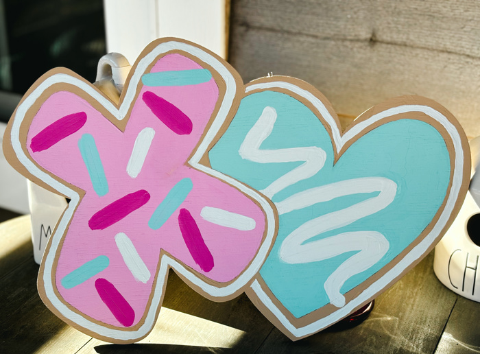 Hand-Painted Sugar Cookie XO Door Hanger – Valentine's Day Decor - Valentine's Day Party Prep 1/13-1/19th