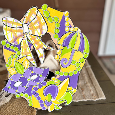 Hand-Painted Mardi Gras King Cake Door Hanger – Festive & Fun! 🎭💜💛💚