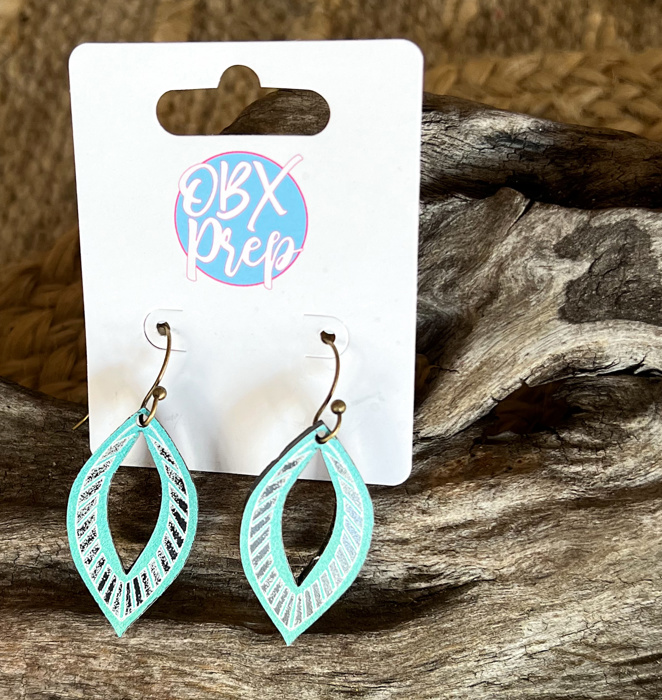 Handmade Spring Pastel Leaf Cutout Earrings – Lightweight & Chic! 🌸✨