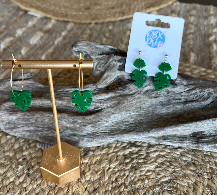 Handmade Green Acrylic Monstera Leaf Earrings – Tropical & Chic! 🌿✨