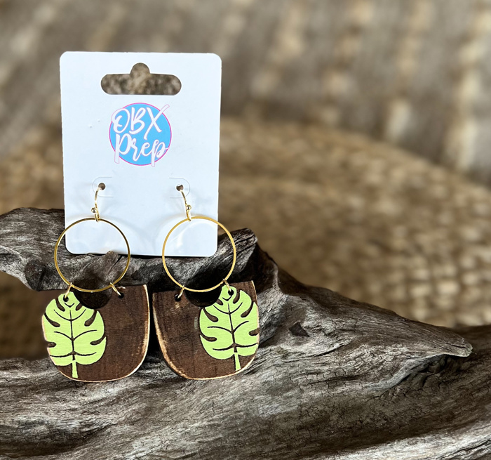 Handmade Hand-Painted Monstera Leaf Wood Earrings – Tropical & Chic! 🌿✨