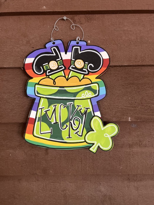 Hand-Painted "Lucky" Leprechaun Hat Door Hanger – Festive St. Patrick’s Day Decor! 🍀🌈