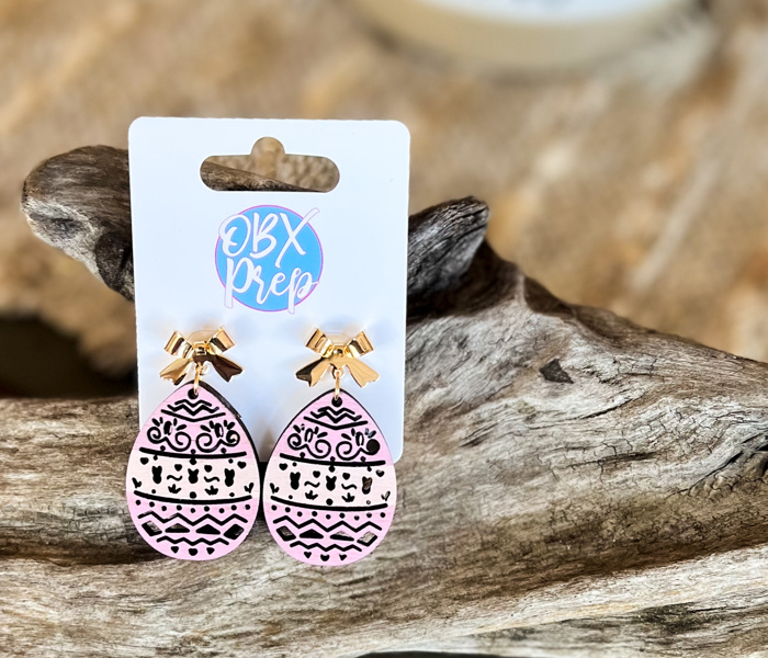 🐣🌸 Hand-Painted Wooden Easter Egg Earrings – Cut-Out Design with Gold Bow Stud Topper 🌸🐣