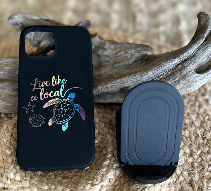 Sea Turtle Live Like a Local – Engraved Silicone Phone Case for iPhone 15