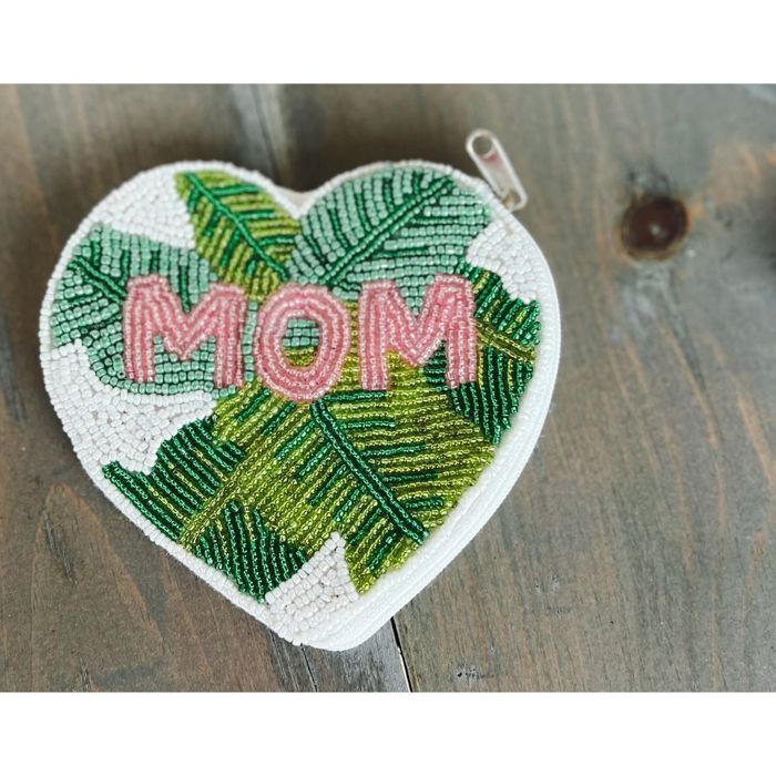 Mom Palm Heart Seed Beaded Coin Pouch Purse – Handmade Heart-Shaped Coin Purse