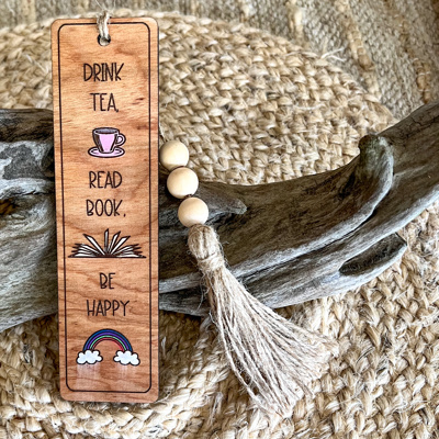 Engraved & Hand-Painted Birch Wood Bookmark – Golden Oak Stain with Beaded Tassel
