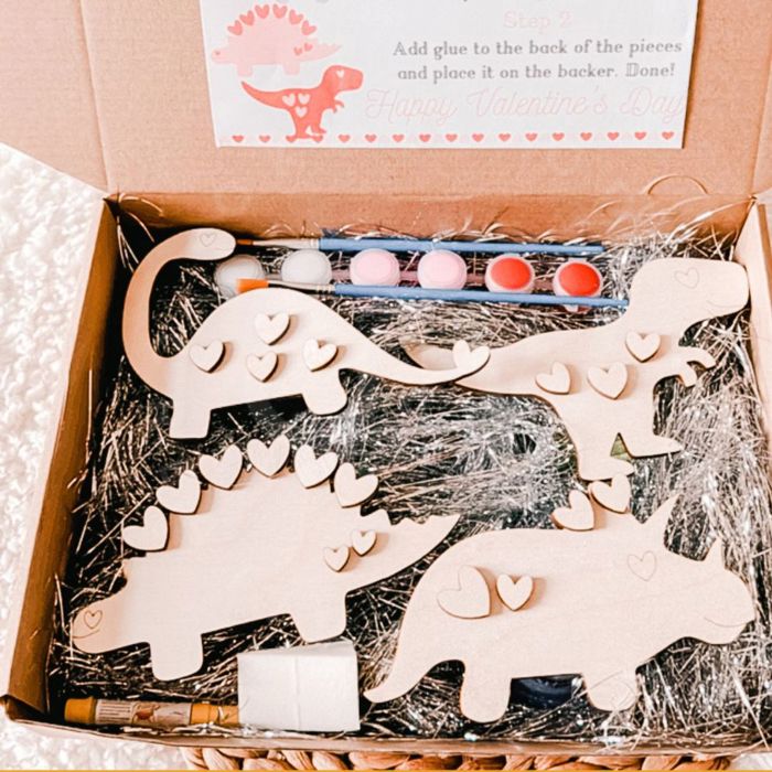 Valentine's Day Dinosaur Kids' DIY Painting Kit