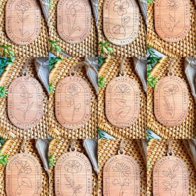Birth Month Flower Engraved Wood Ornaments – Golden Oak Keepsake Gift