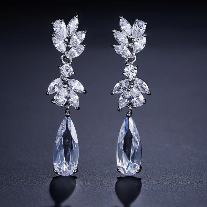 Waterdrop Zircon Earrings