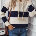  Womens Hooded Sweater