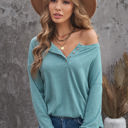  Everyday Buttoned Long Sleeve Top