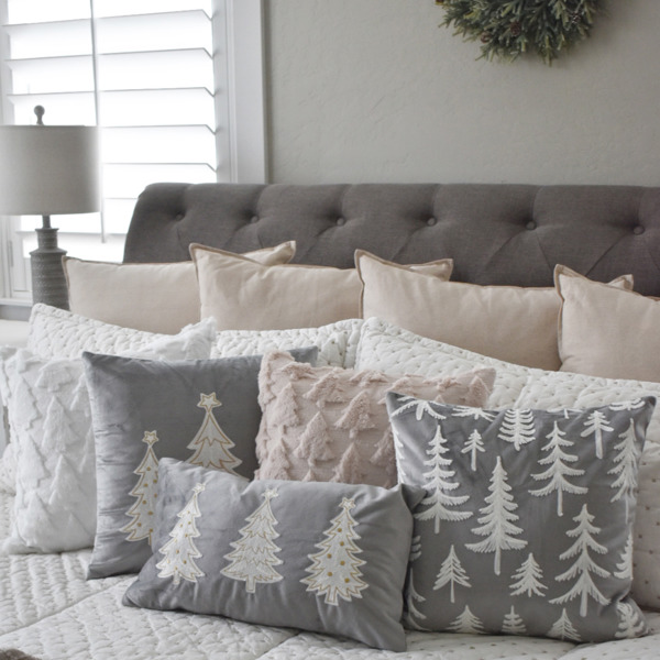 Neutral christmas pillows hotsell