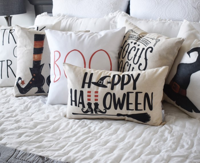 Eek Spider Halloween Pillow Cover