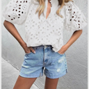 Small Eyelet Charm Blouse