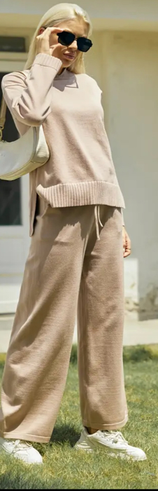 Caryn Gorgeous Sweater Set