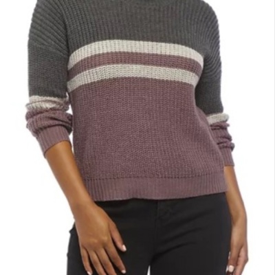 Cute Horizontal Cable Knit Sweater