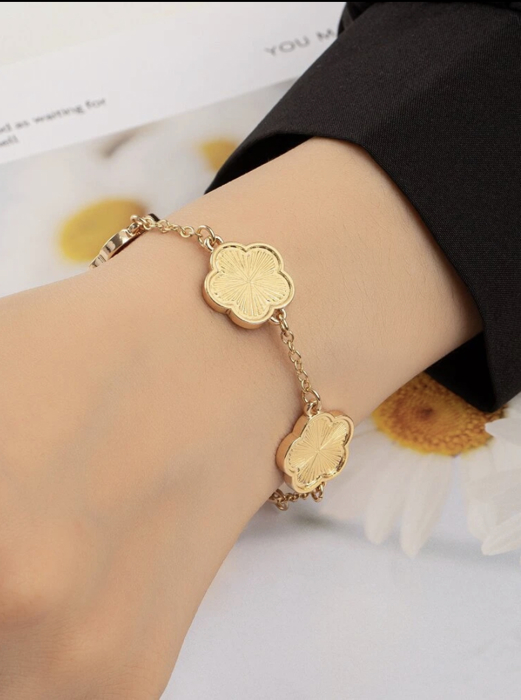 Gold Clover Adjustable Bracelet