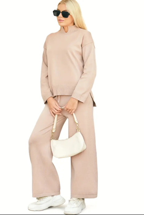 Caryn Gorgeous Sweater Set