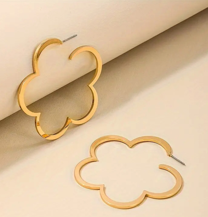 Gold Clover Hoop Earrings 