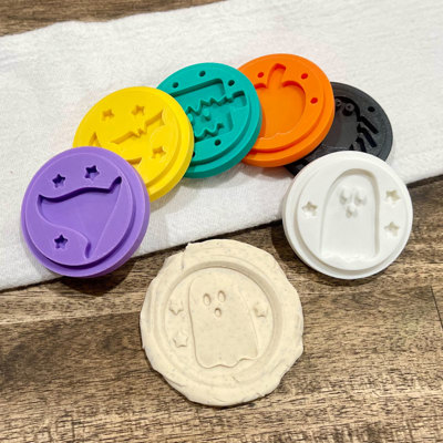 Halloween Play-Doh Stamps | Party Favors for Kids
