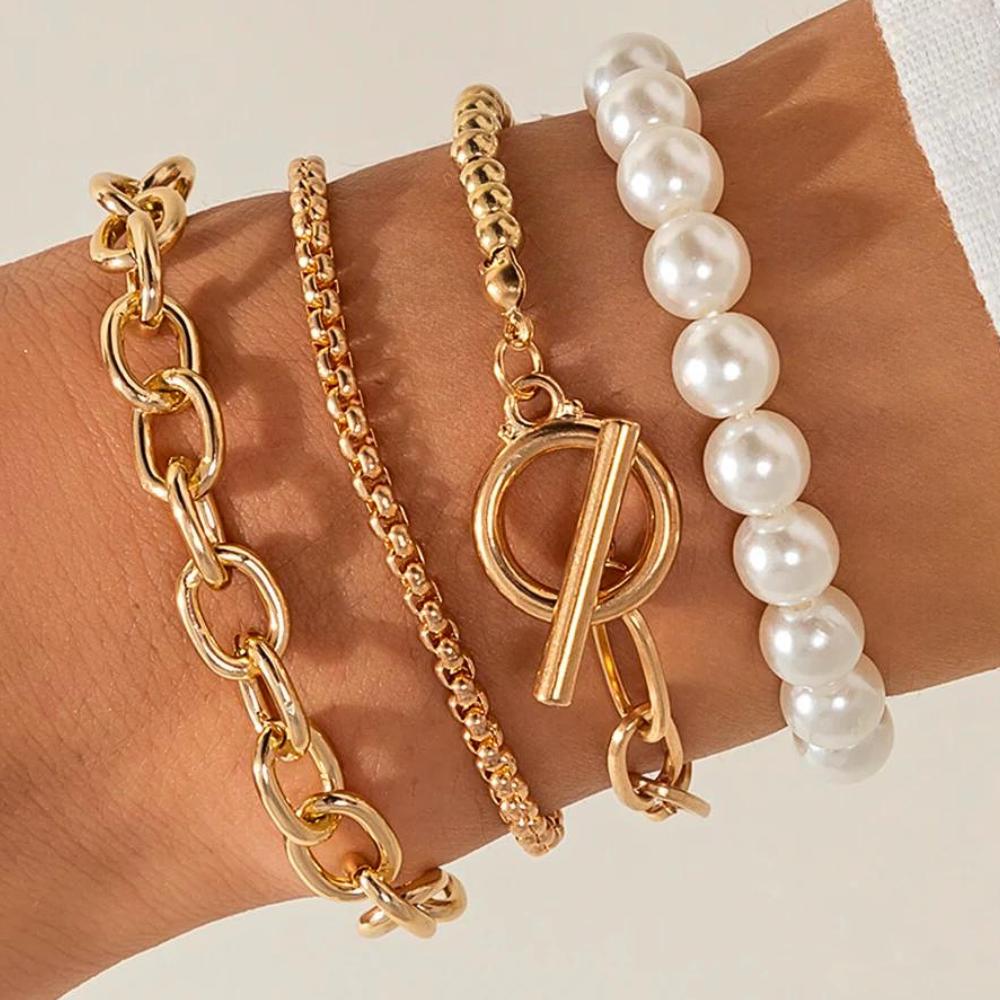 Pearls Bracelet Set