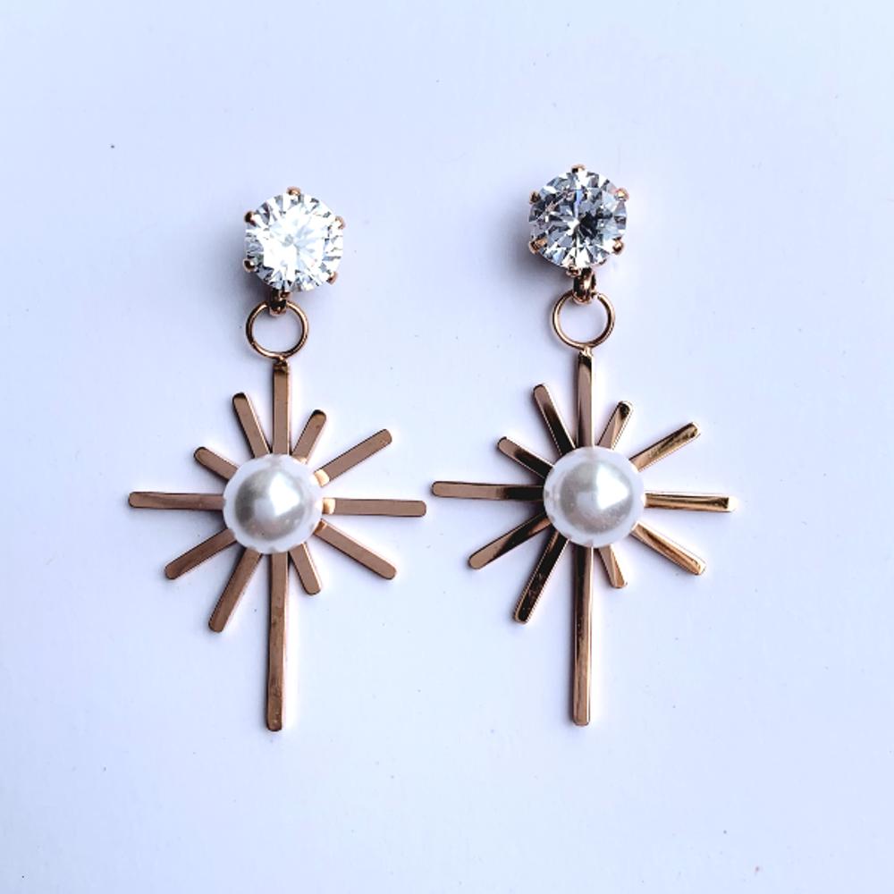 Sunburst Pearl Earrings - Stainless Steel