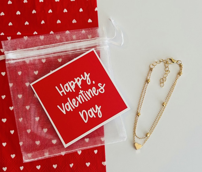 Happy Valentine's Day Bracelet, Card and Gift Bag