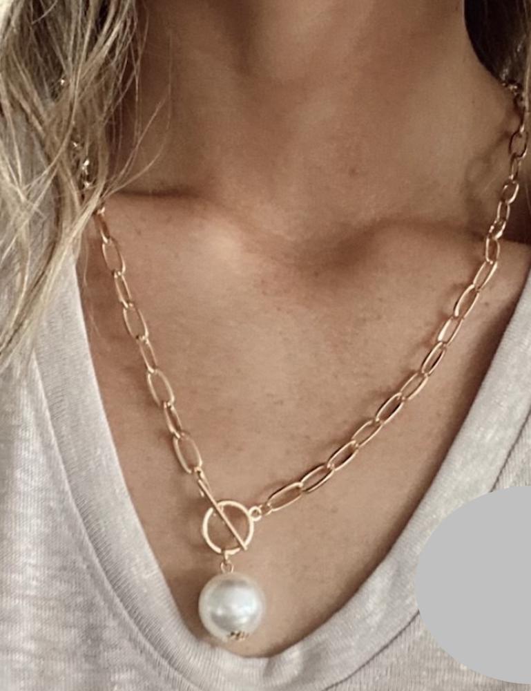 The Kylee Pearl Link Chain Necklace