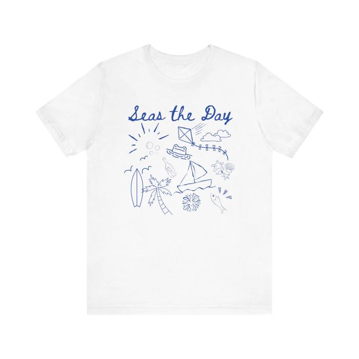 Seas the Day Summer Beach Design Short Sleeved T-Shirt