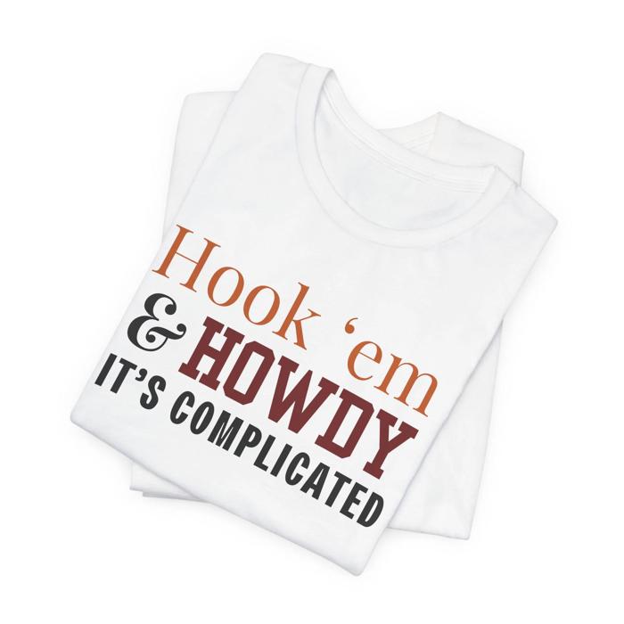 Hook 'Em and Howdy Funny Texas Rivalry T-Shirt