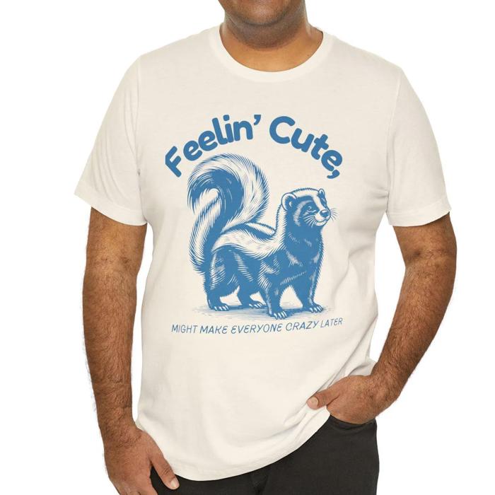 Cute Skunk Short Sleeve Tee