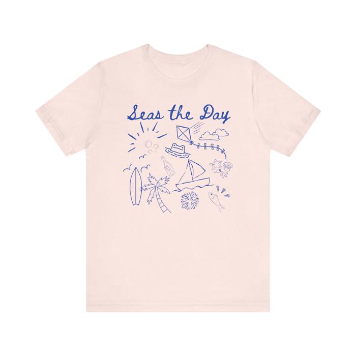 Seas the Day Summer Beach Design Short Sleeved T-Shirt