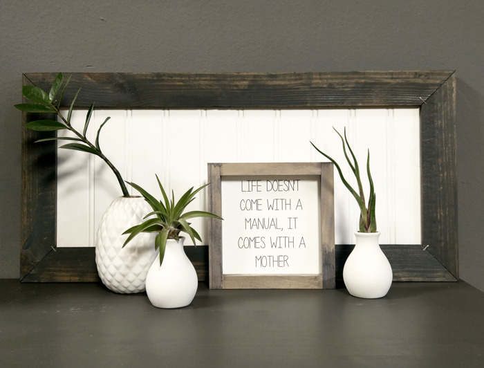 Life Doesn't Come With A Manual, It Comes With A Mother - Mini Sign