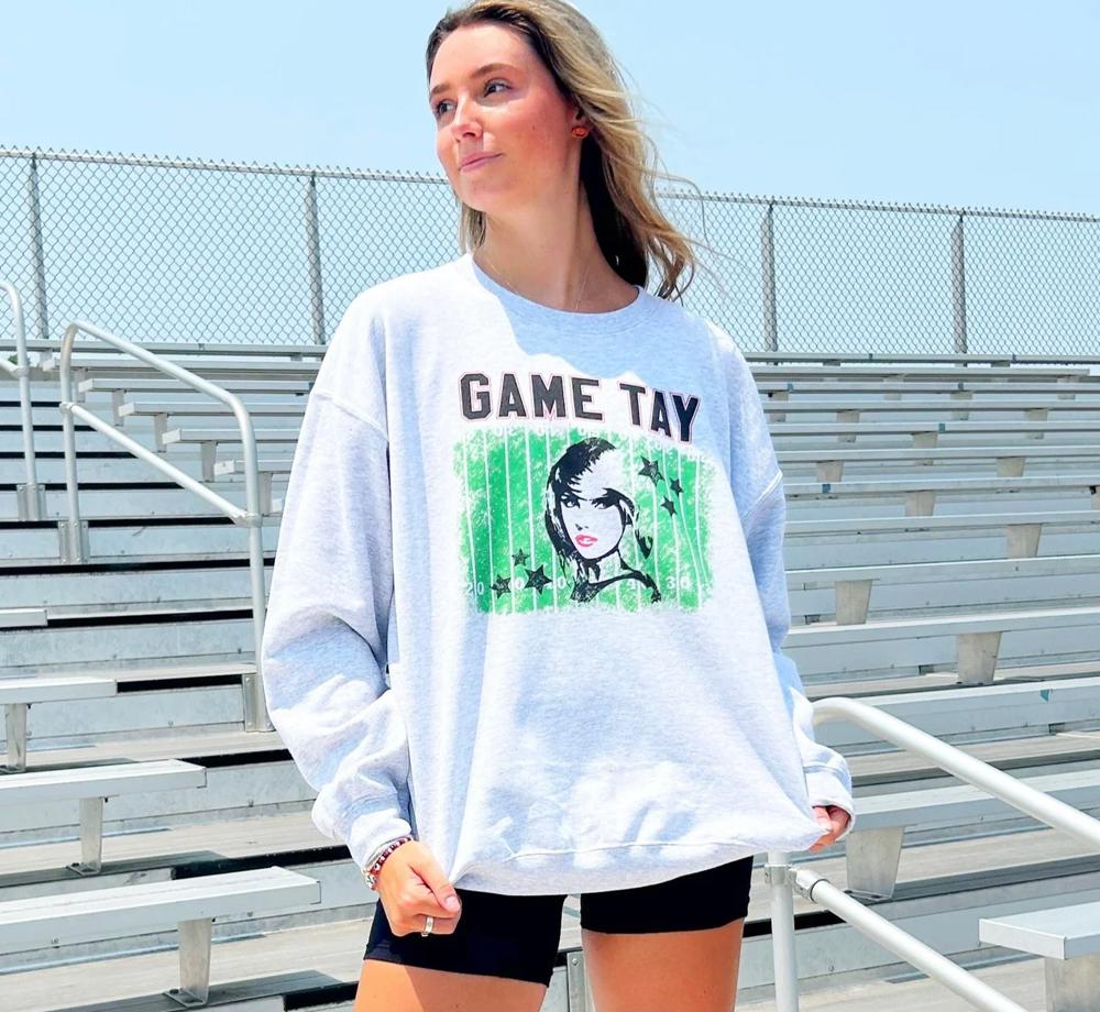 Game Tay Sweatshirt