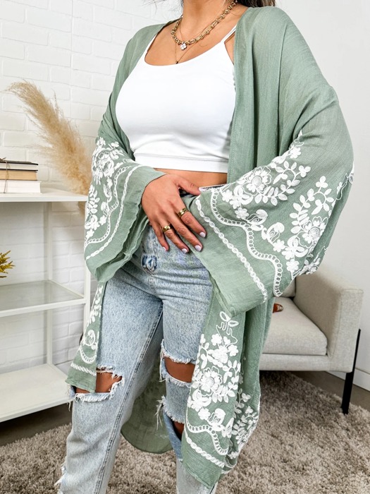 Embroidered Floral Vine Lace Cardigan / Kimonos boho chic Cover-up