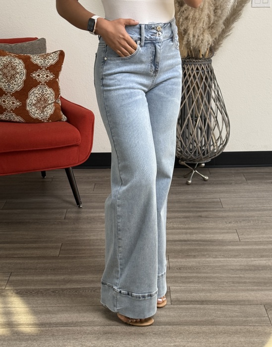 Eva High Waisted Wide Bottom Jeans