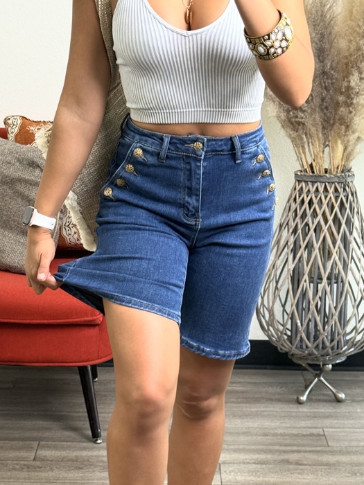 Regina High waisted Bermuda Shorts