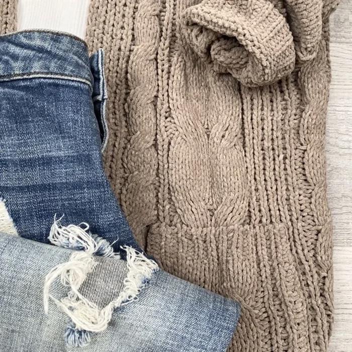 Buttery Soft Cable knit Cardigan