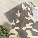 XL Emma Classic V-Neck Camo T-shirt