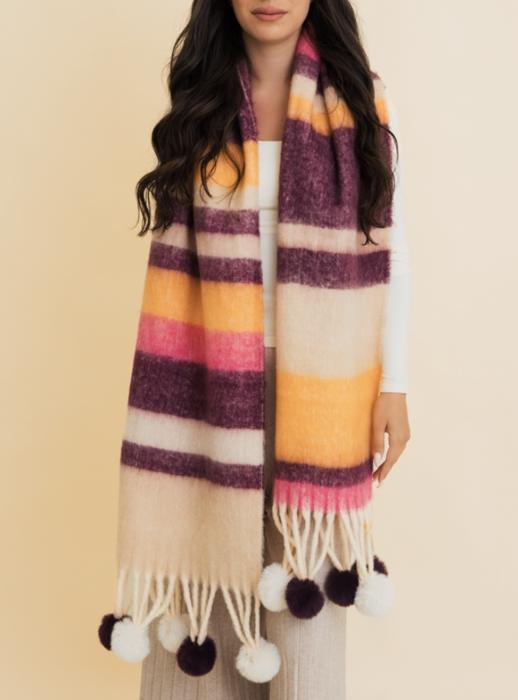 Cozy Hug Chunky Pom Tassel Scarf