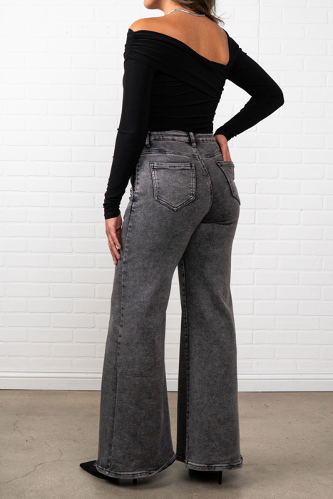 Lauren Long Sleeve Off-Shoulder Top