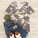  Emma Classic V-Neck Camo T-shirt