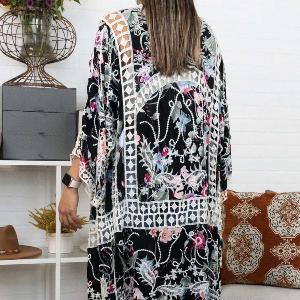 Camila Embroider Floral kimono