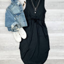 Small Black Brooke Side Pockets Sleeveless Dress