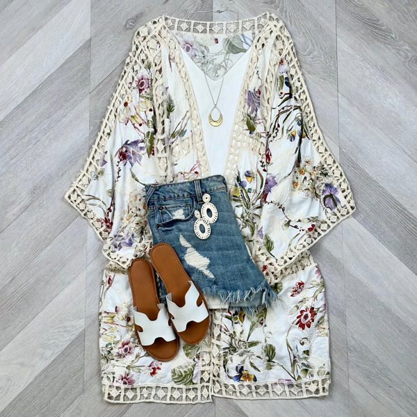 Camila Embroider Floral kimono