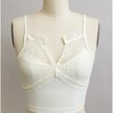 M-L Ivory High Neck Flora Seamless Mesh Lace Bralette