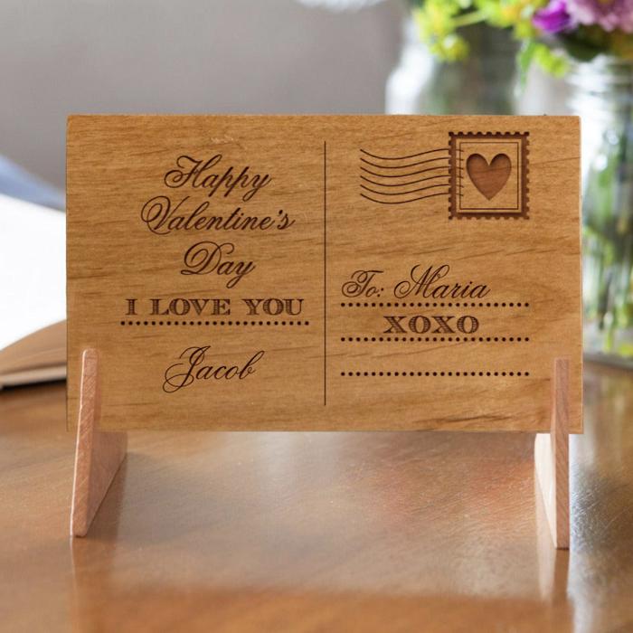 Personalized Valentine's Wood Postcards - Choose from 6 Designs - Unique Gift for Girlfriend/Boyfriend, Wife/Husband