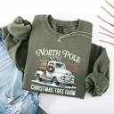  North Pole Christmas Tree Farm Sweatshirt – Vintage Holiday Truck Graphic, Cozy Winter Pullover, Merry Christmas Top, Gift for Her