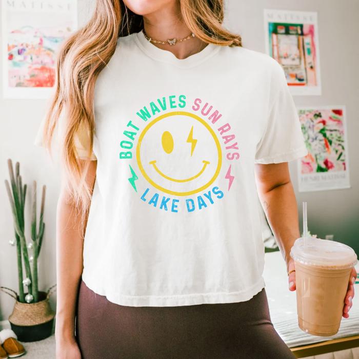 Lake Days Comfort Colors Crop Top, Coastal Cowgirl Aesthetic – Retro Beach Summer Style, Boat Waves Sun Rays Smiley Graphic T Shirt, Vacation Outfit, Gift for Her